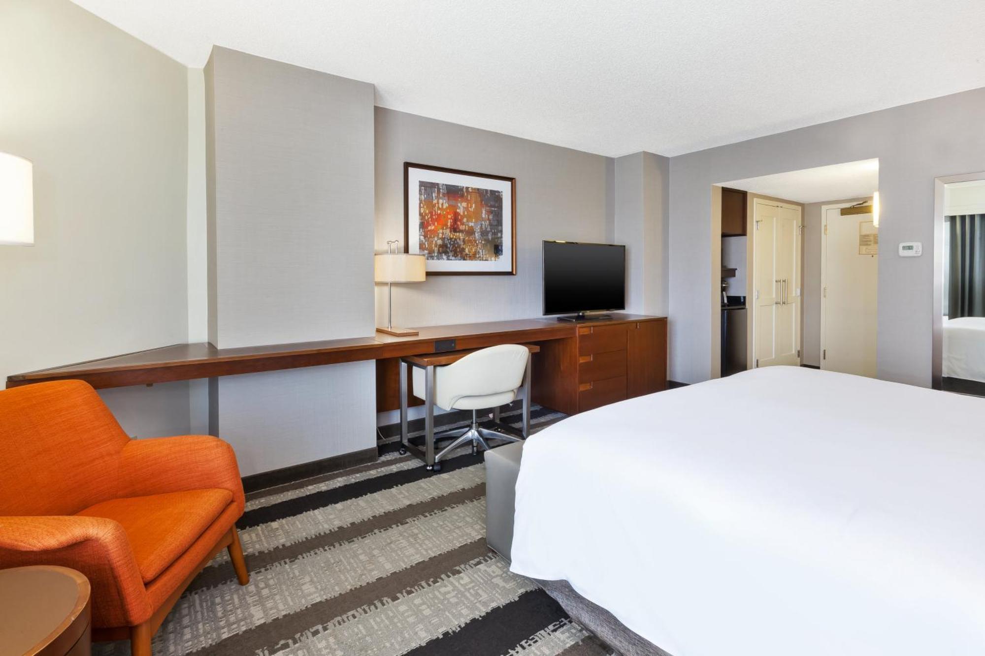 Crowne Plaza Dulles Airport By Ihg Hotel Herndon Buitenkant foto